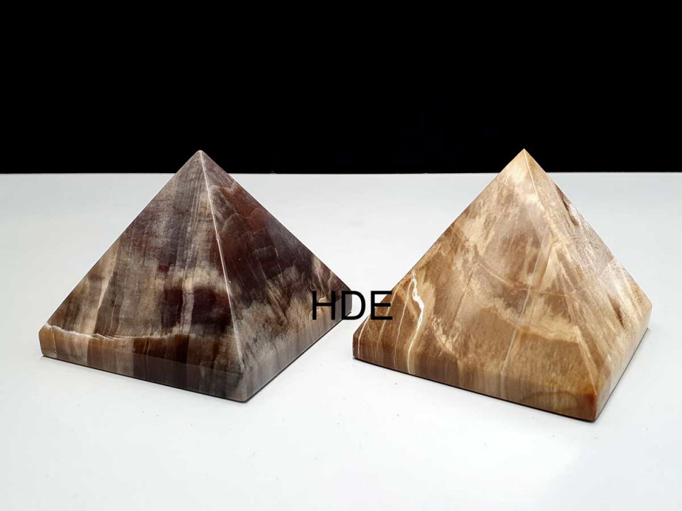 Versteinerte Holz Pyramide Ca Mm Breit